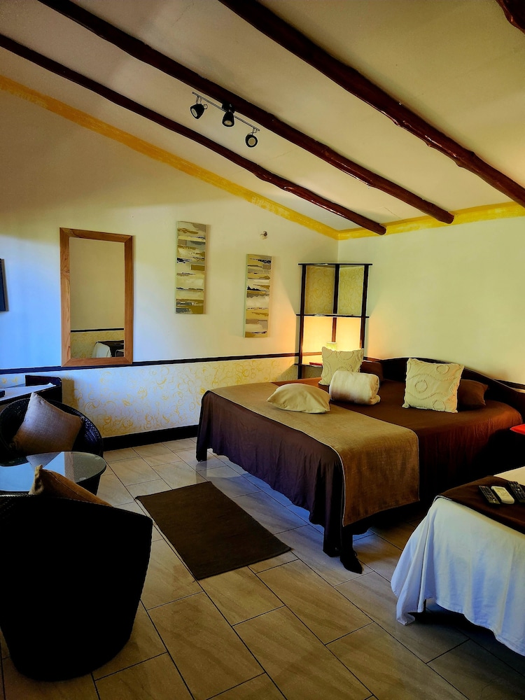 Hotel Belvedere - Property Image 7