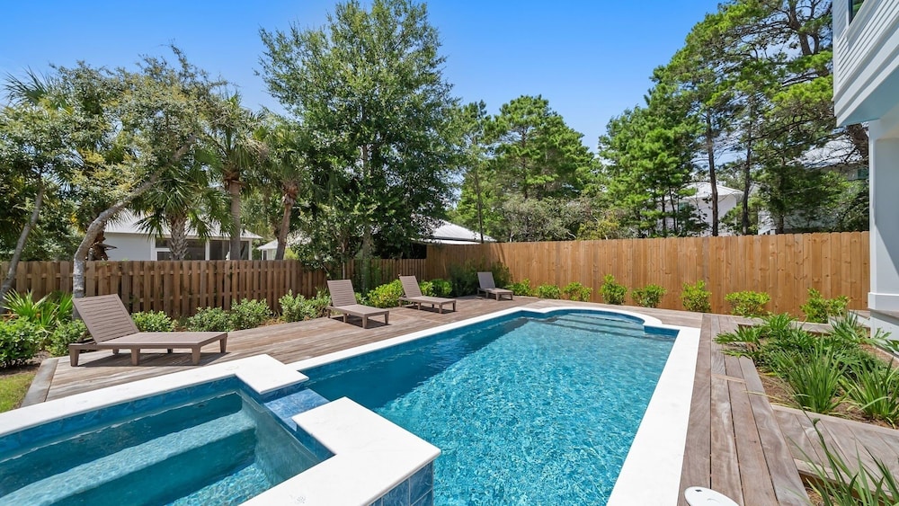 Sand Wand 5 Bedroom Home