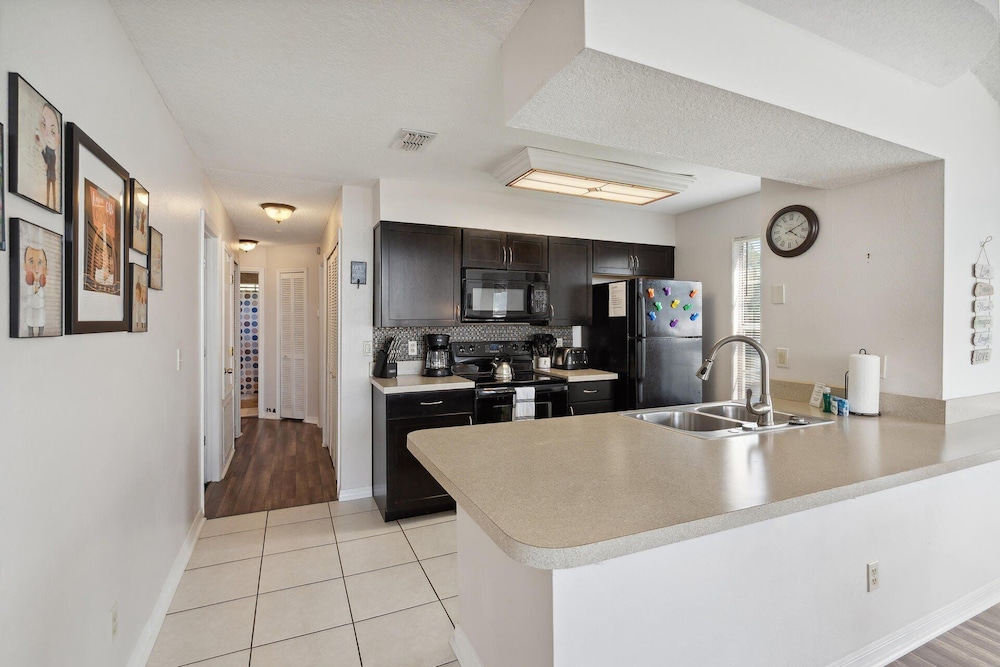 2466 Sweetwater Club Circle Unit 4