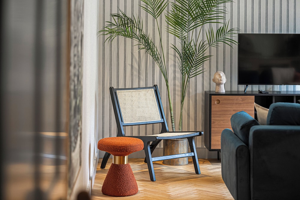 Luxury flats near Big Ben and London Eye