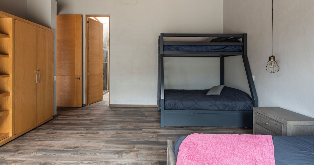 Villa Napoli - Forest retreat