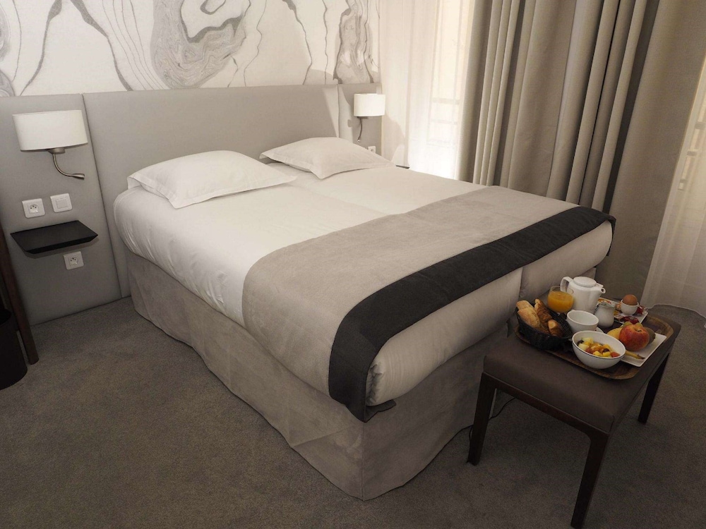 Hotel Queen Mary Paris 3