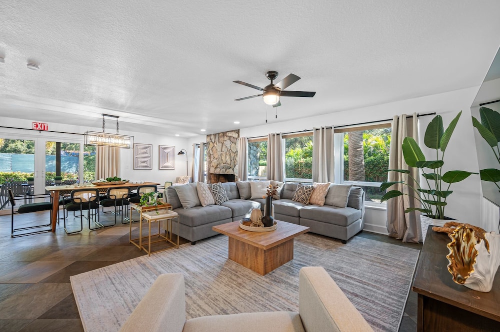 Court Haven Paradise: Your All-in-one Getaway, photo 63