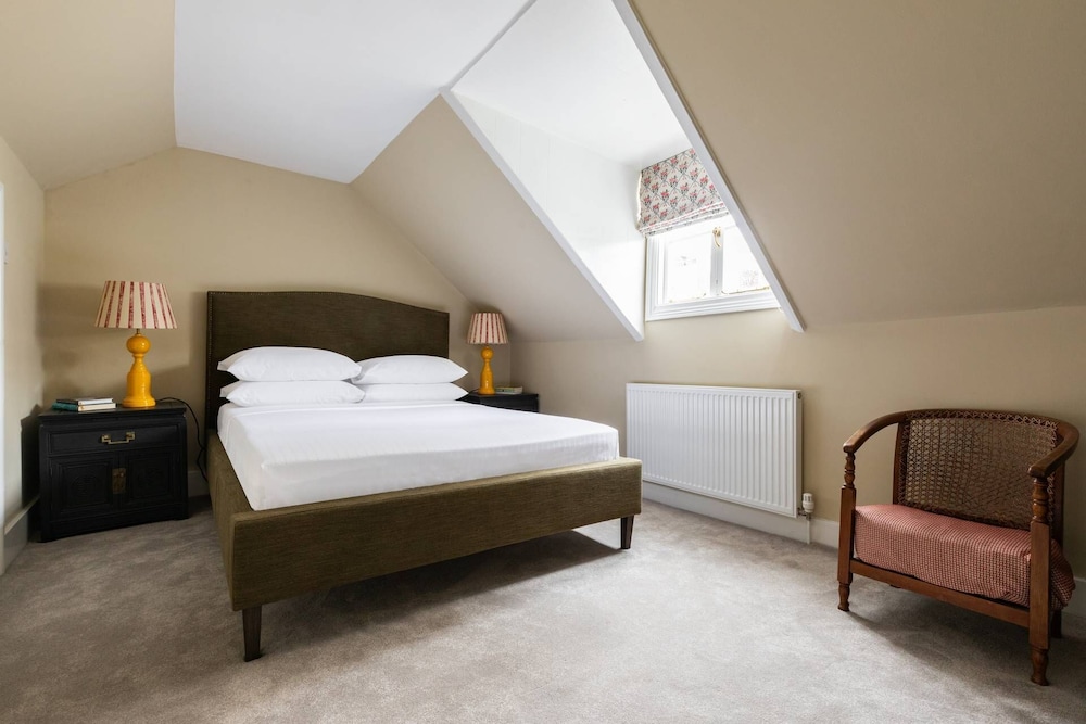 Alderney Street V by Onefinestay