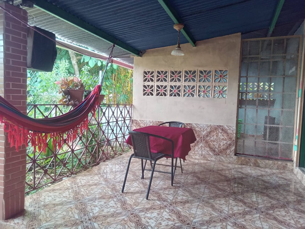 Cozy La Chorrera Villa With Private Patio & Nature Views