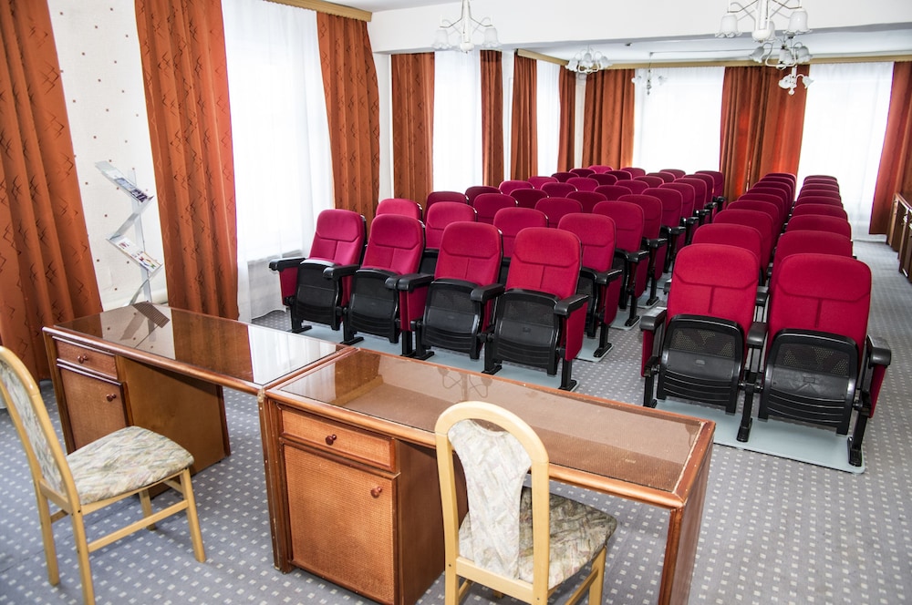 meeting & event spaces