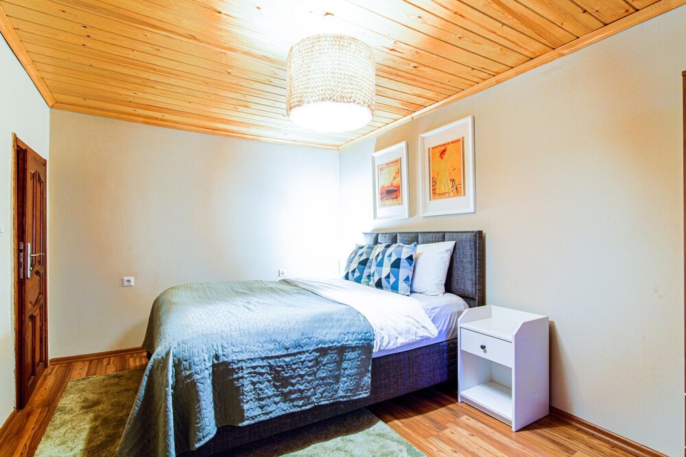 Historical Duplex Villa With Patio in Beyoglu