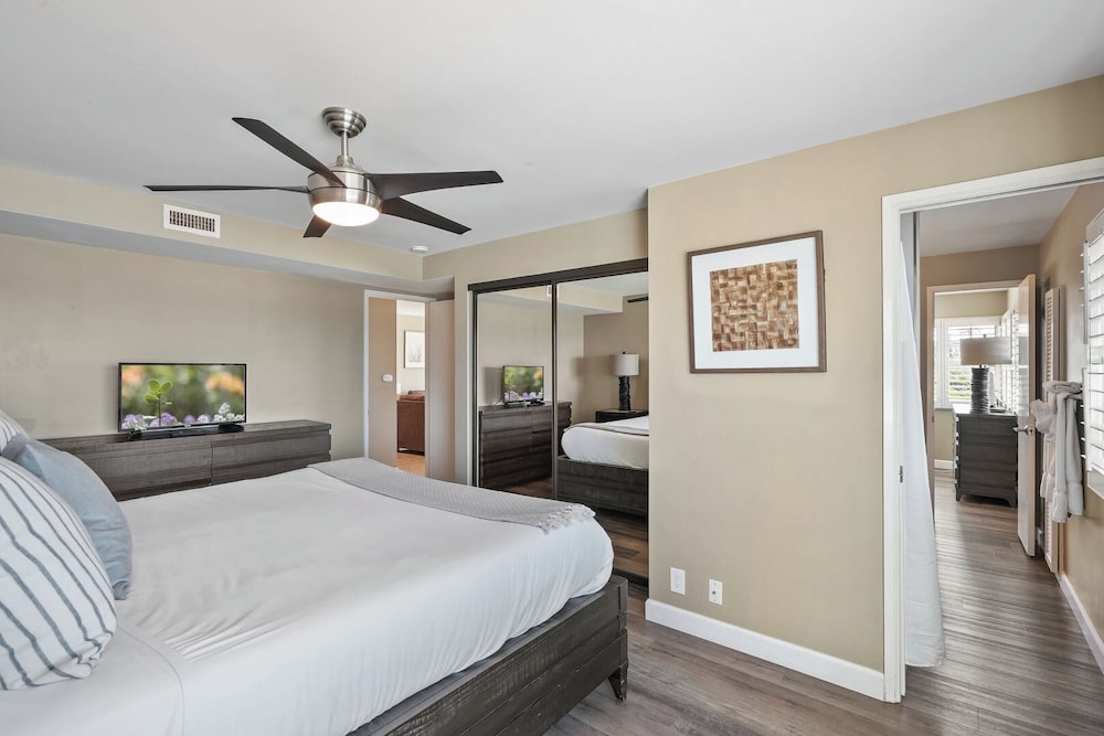 Riviera by Avantstay Beachfront! Private Beach Access, Pool+hot Tub, Oceanview view 3