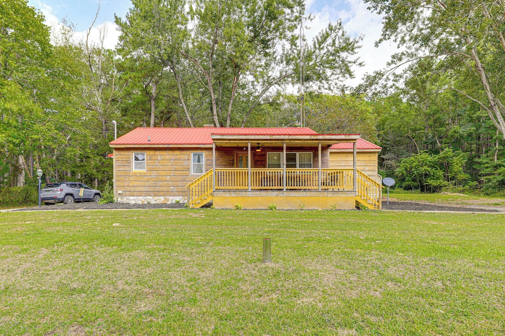 Dog-friendly Retreat Near Delaware Bay