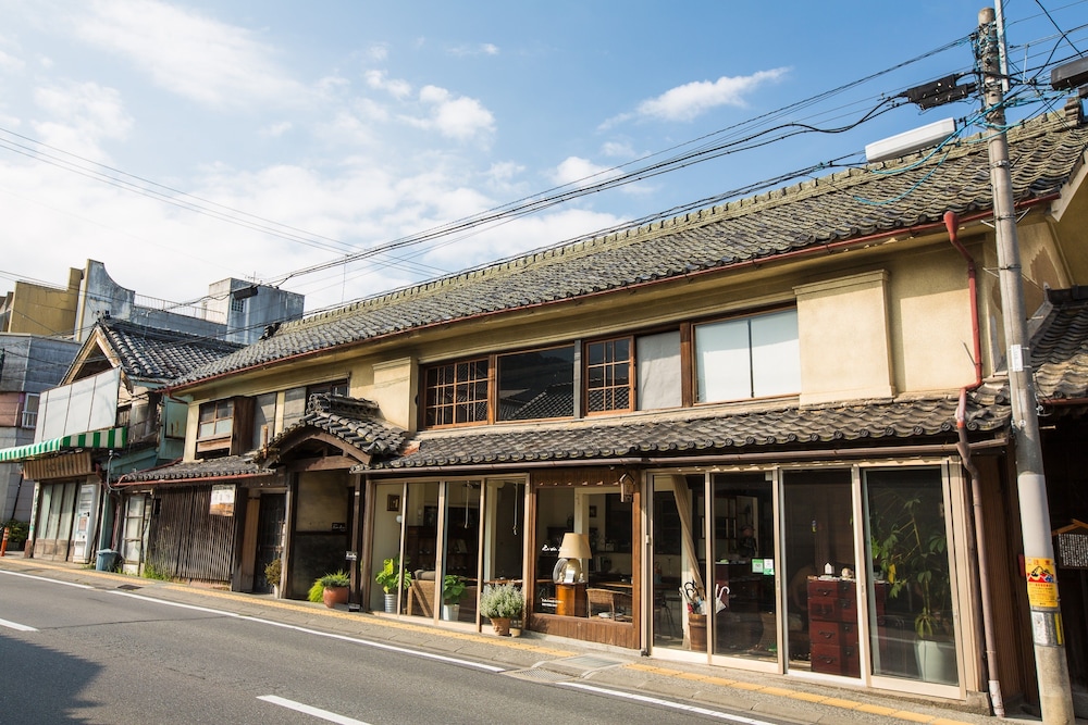 Guest House Kura - Hostel