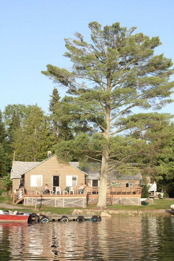 Slippery Winds Wilderness Resort