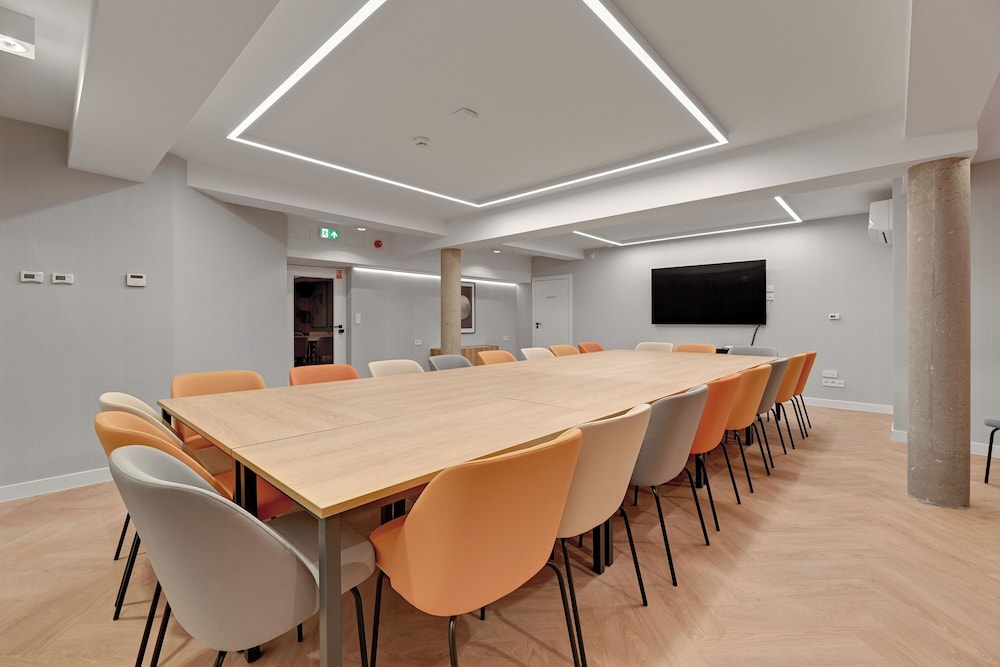 meeting & event spaces