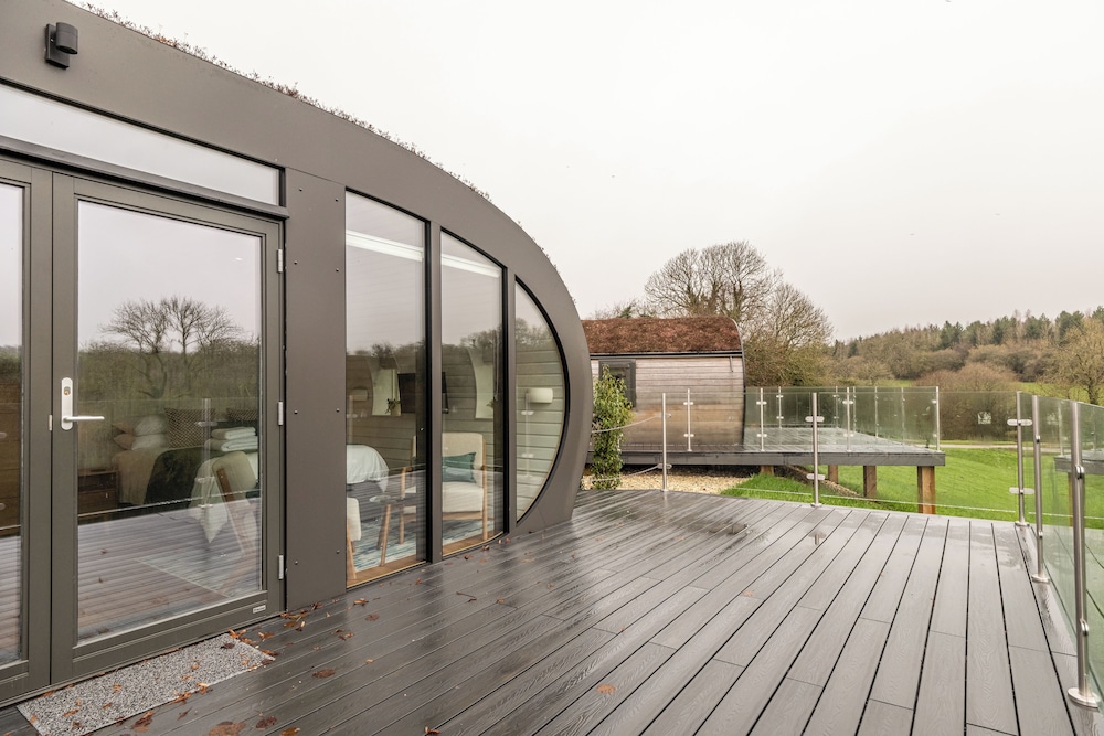Stunning EcoRetreat Pods in Old Chalford