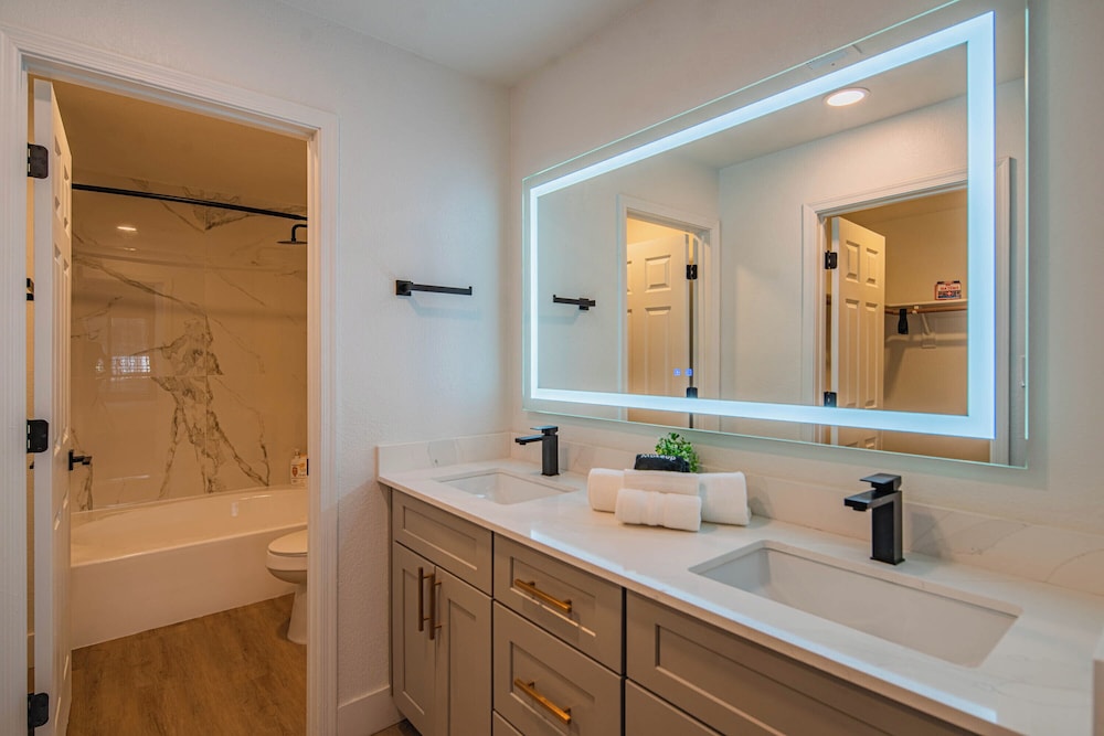 ROVE LIVING/KL - Hideaway North Scottsdale