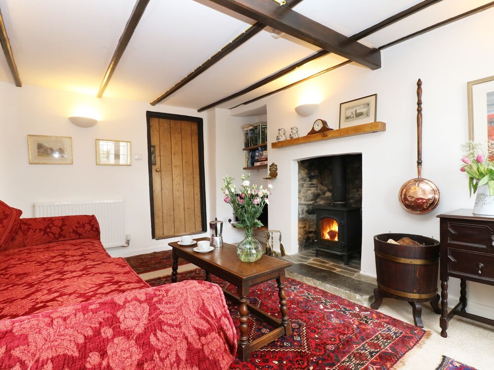13 Castle Hill