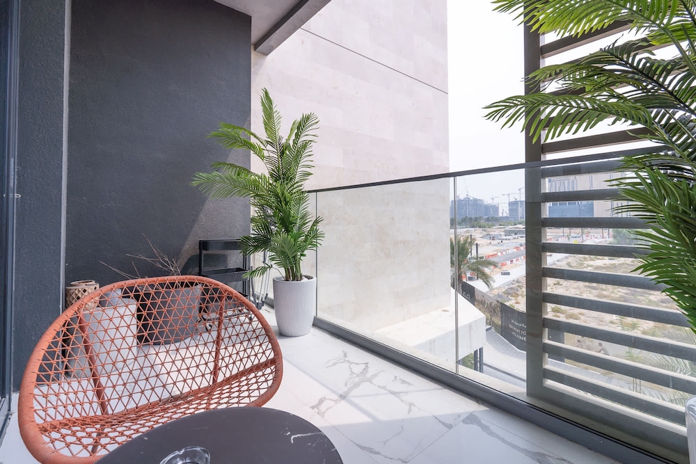 Cool 1-bedroom Apartment at The Pinnacle in Dubai Hills