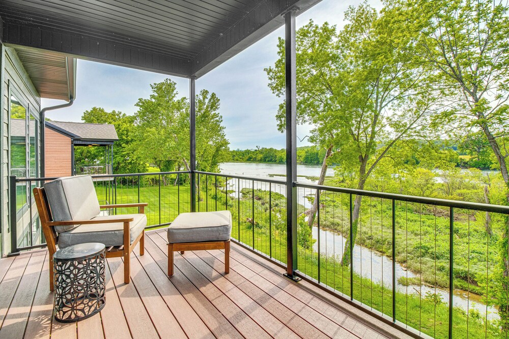 Angler's Retreat on the White River: Pets Welcome!