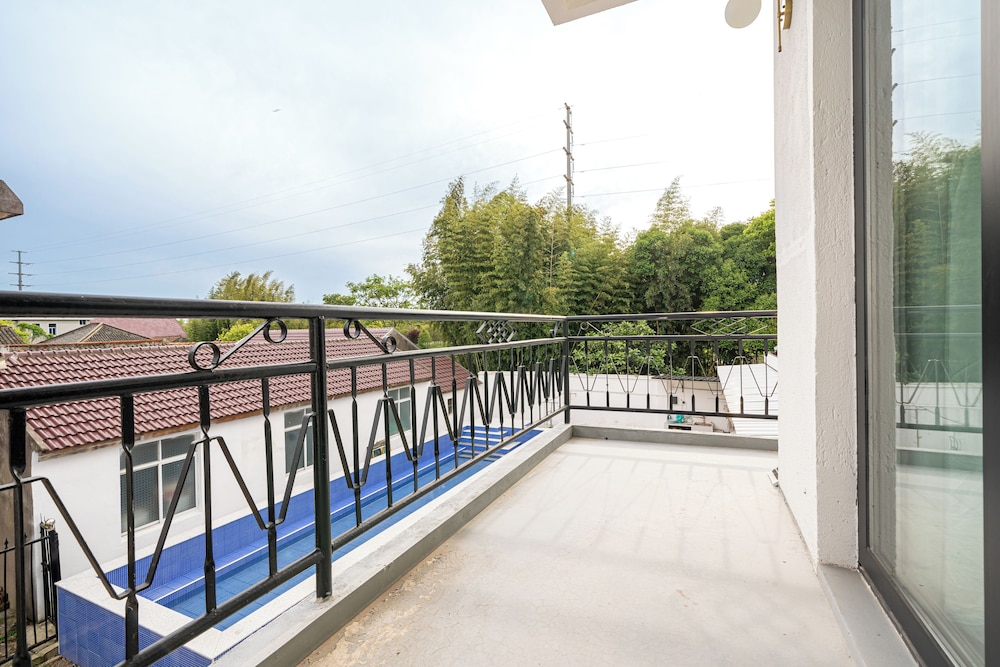 Sea of Stars country homestay