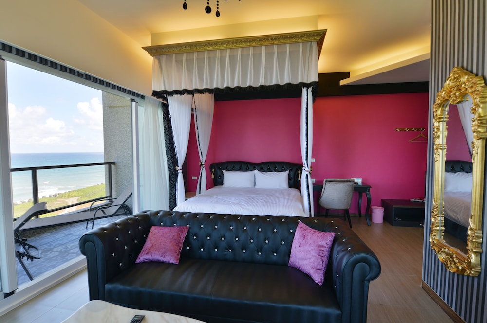 White Spray B&B