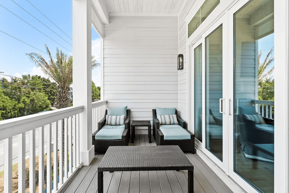 Our 30A Sandcastle by Avantstay Luxury Pool Rooftop Gulf Views