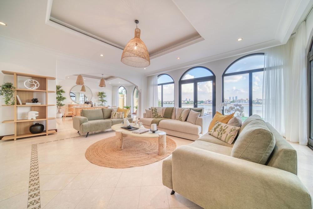Signature Palm Villas - Mint Stay