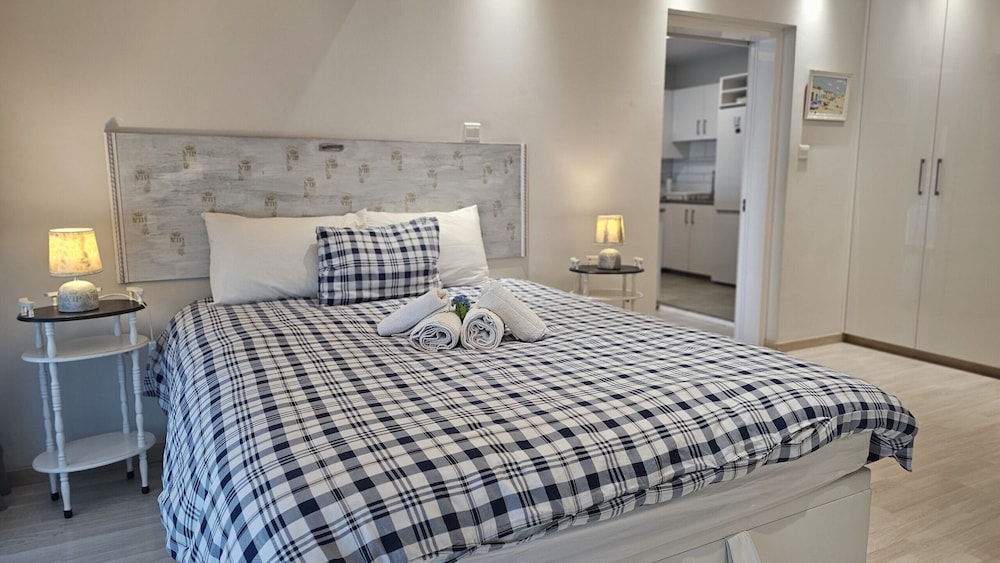 116 NIC 302b - Stay Armonia Central Suite