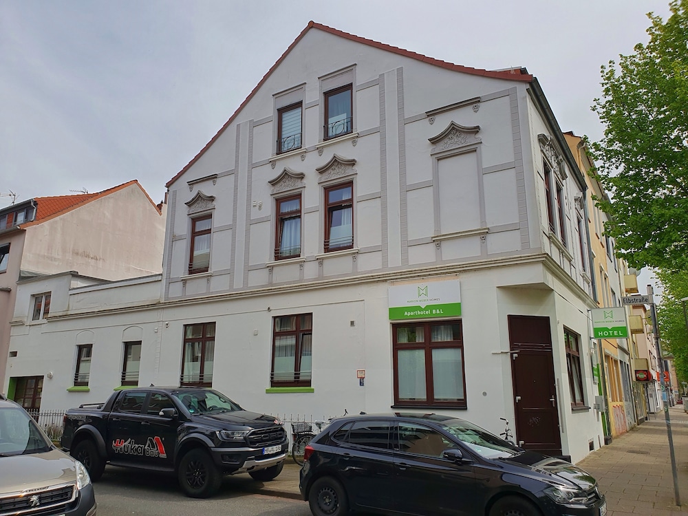 Aparthotel B & L
