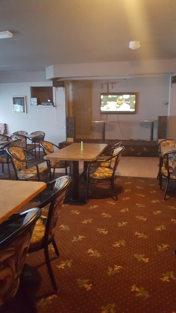 Shorebird Inn