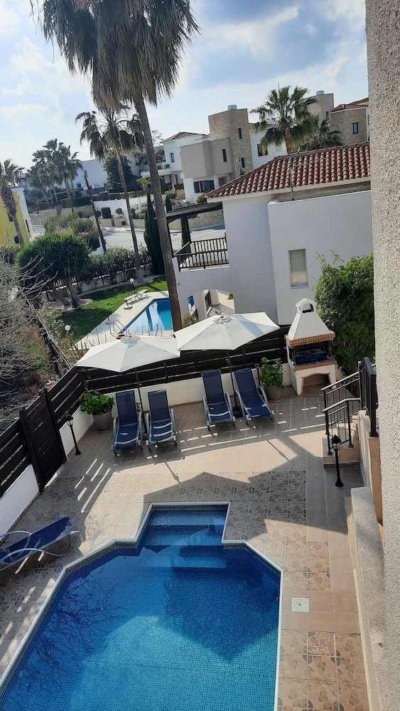 Marinea Villas