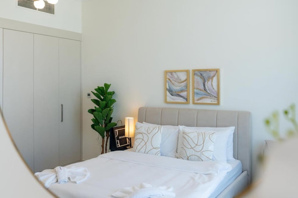 Elegant Studio at Damac Hills Carson B