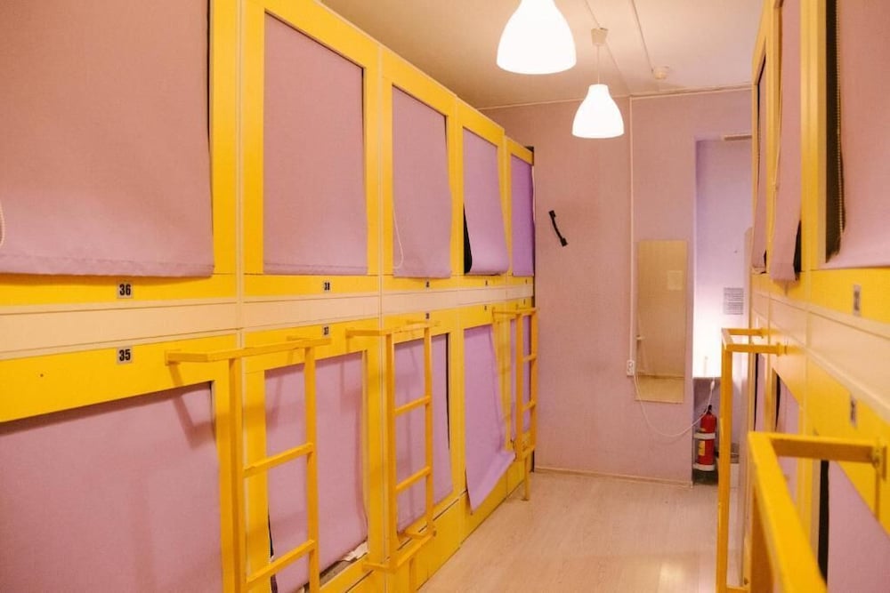 Capsule Hostel Yes