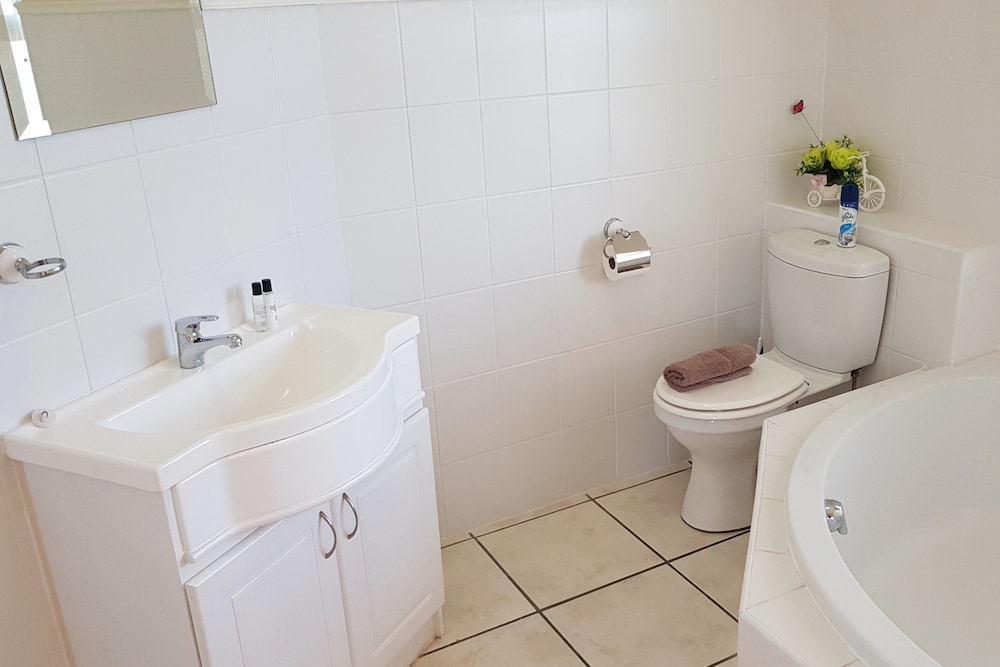 Moda Rossi, Langebaan 8-sleeper