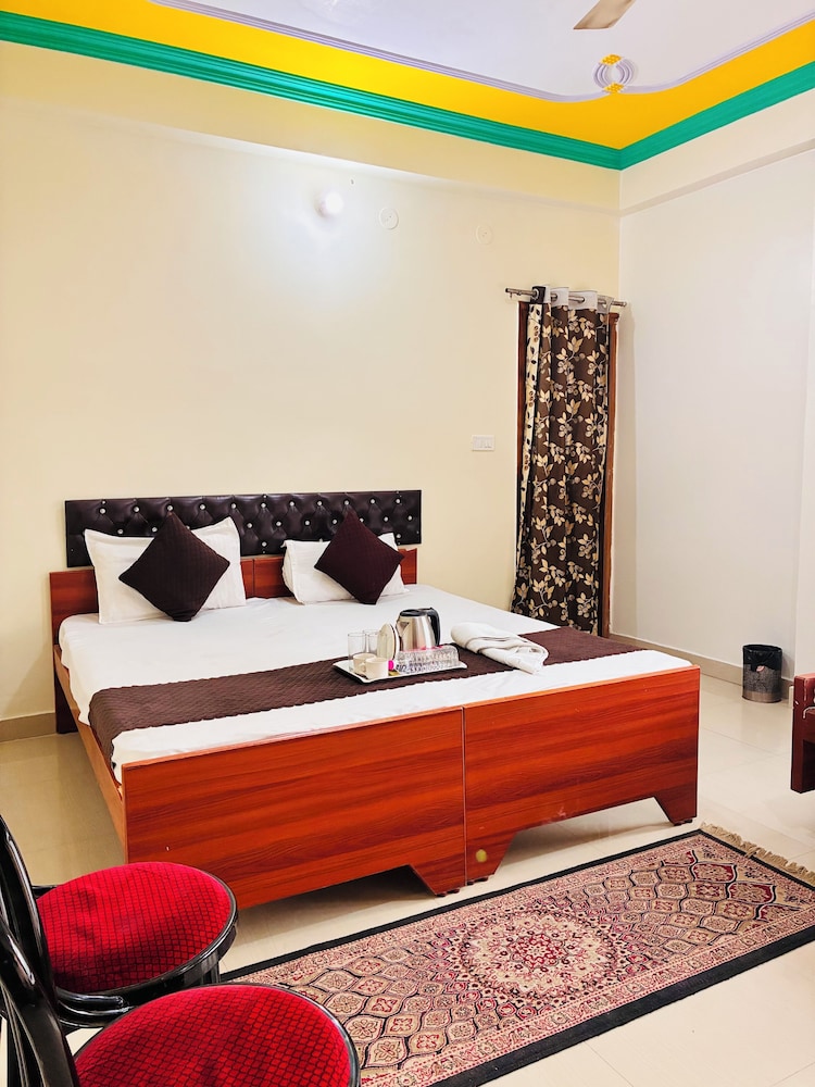 Shivanya guest house