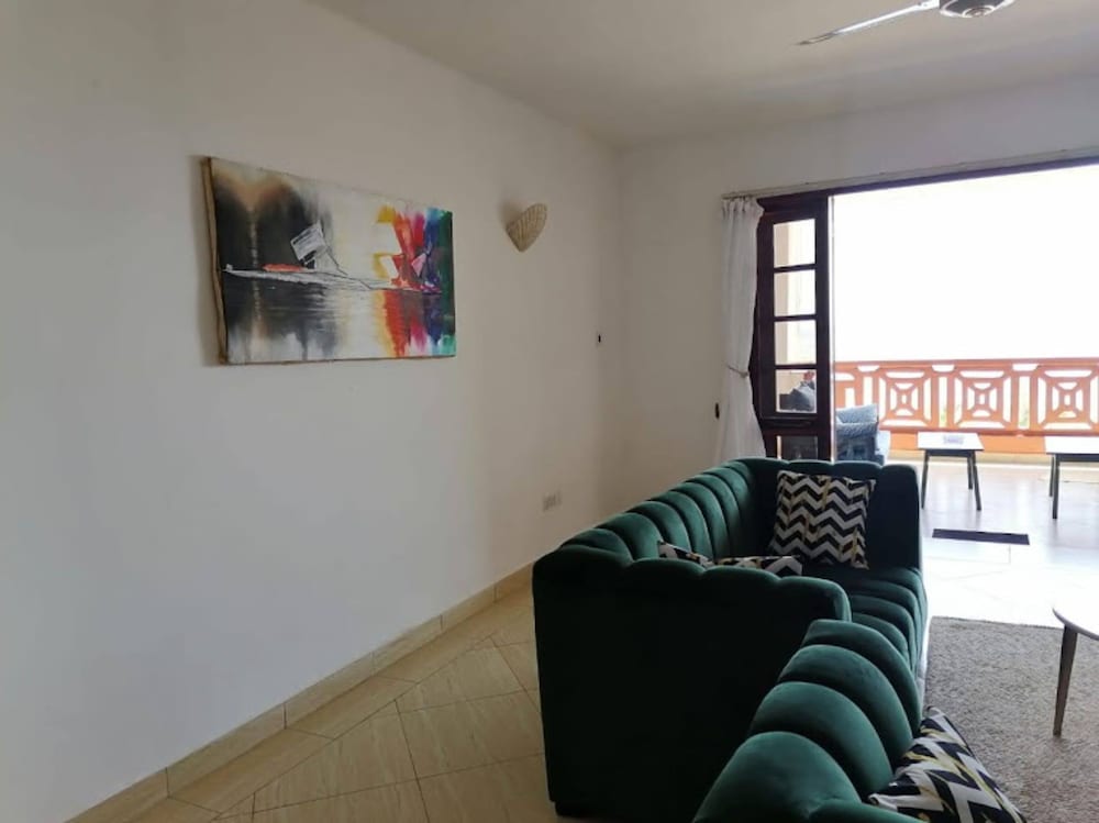 Stay.Plus Shanzu Beachfront Apartment view 5