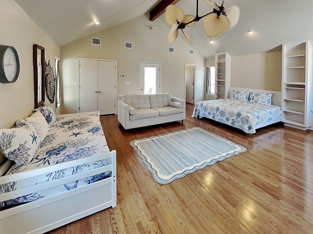 Casita Del Mar by Miss Kitty’s