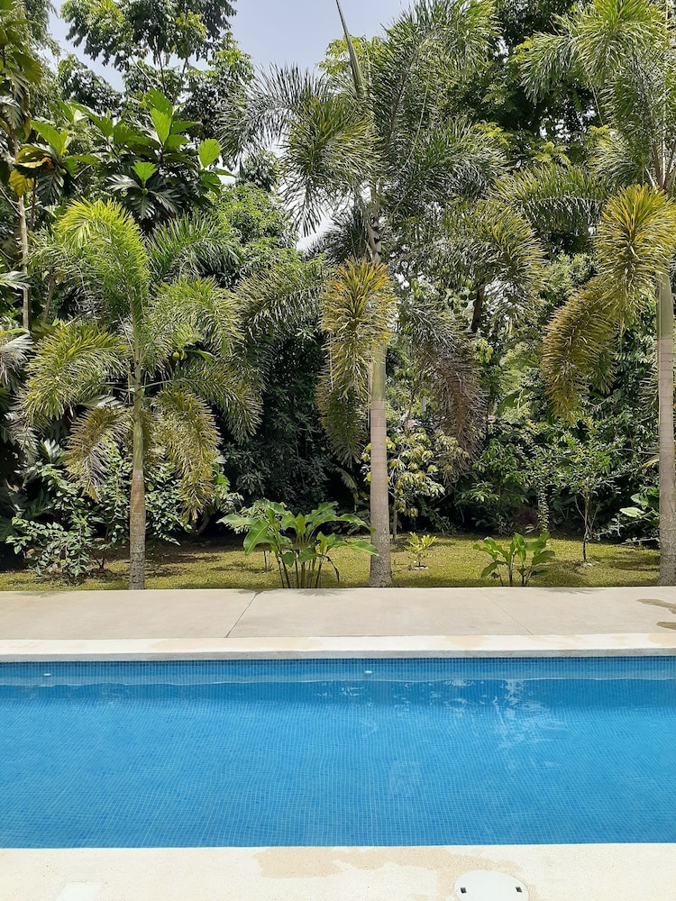 Hotel Aban