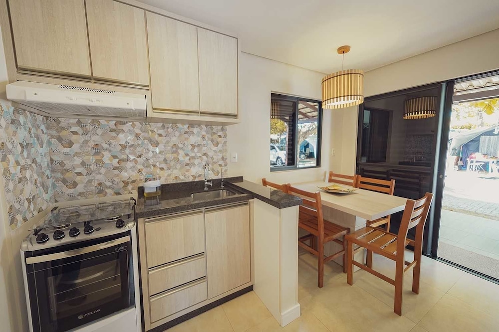 Paraiso Tropical Apartamentos e Camping view 2