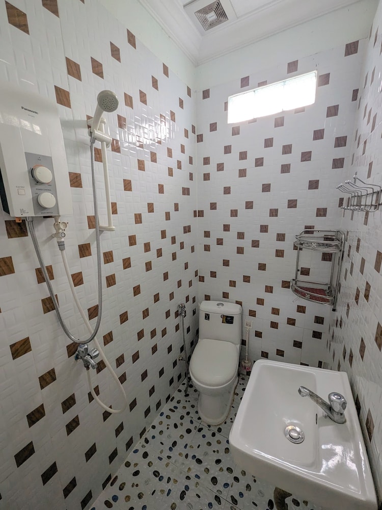 AHHA Bungalow Kampot
