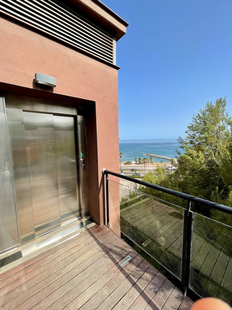 El Coloso de Steram Flats Benalmadena