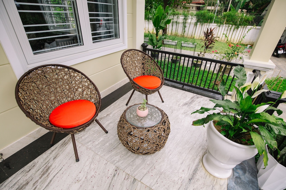 Van's Serene Garden Homestay view 5