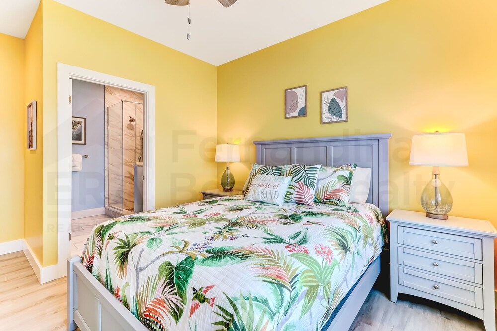 391 A&b 4 Bedroom Townhouse by RedAwning view 5