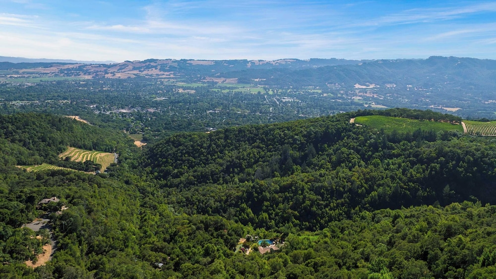 Sonoma Skyhouse by Avantstay Pool, Sauna, Hot Tub & Stunning Valley Views