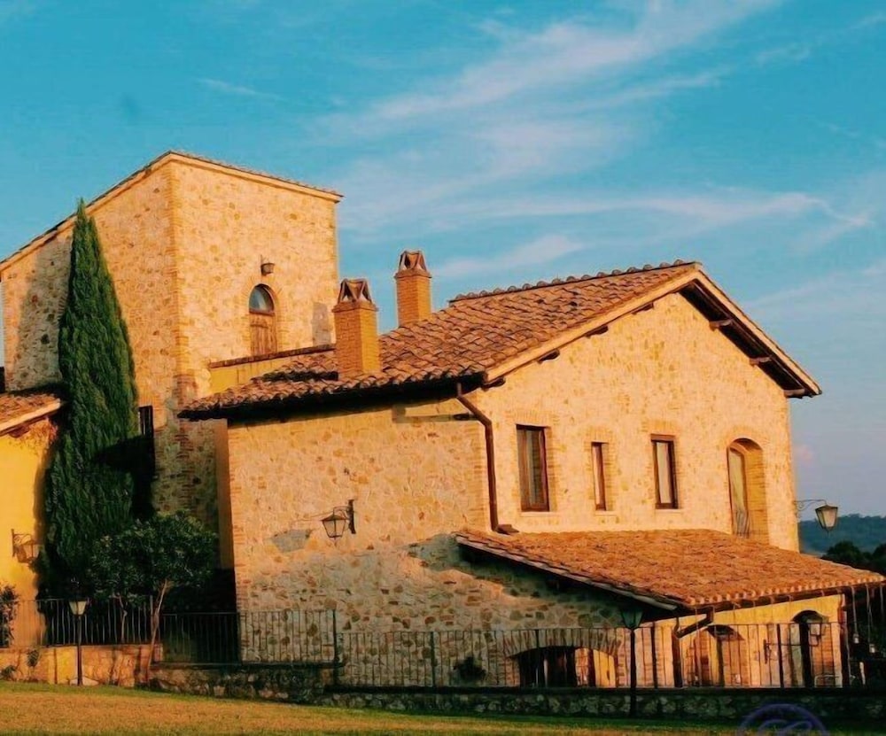 Photo 32
