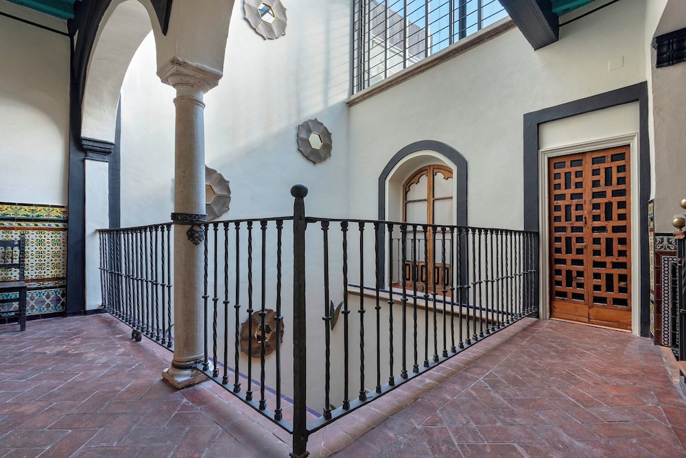 Sevillian House With Terrace. Augusto Plasencia