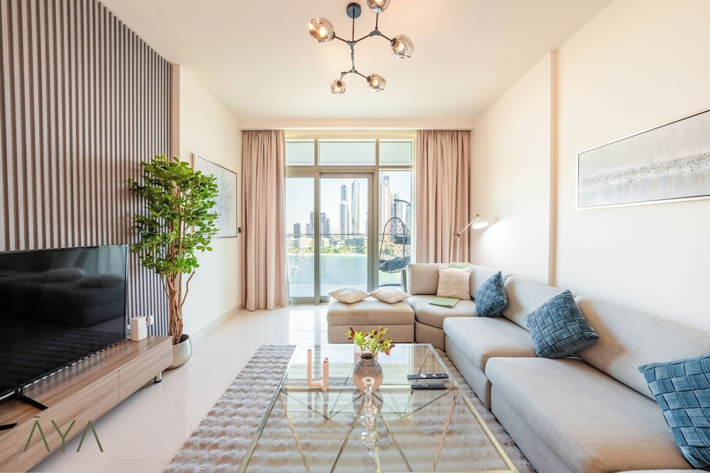 Luxurious 2BR at Sunrise Bay
