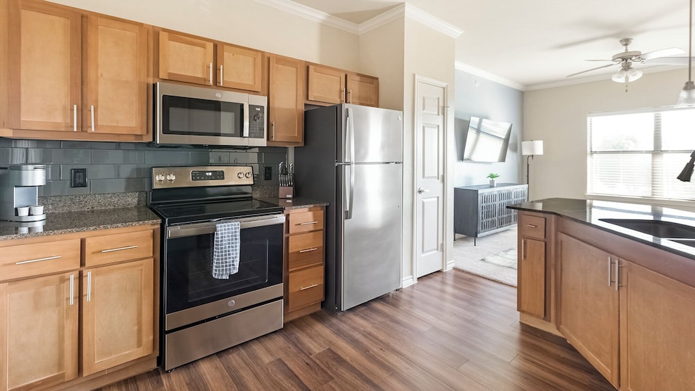 Landing Furnished Apartments near East Arlington