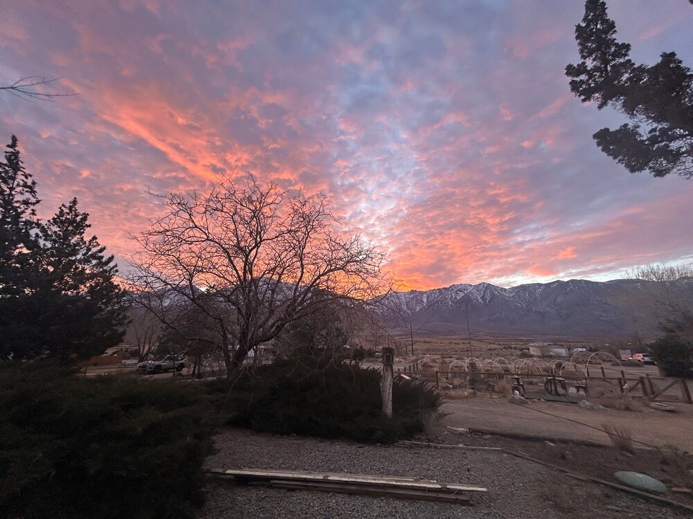 The Palisades Lodge of Big Pine