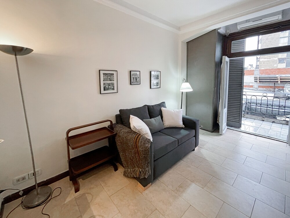 Downtown Charming Studio