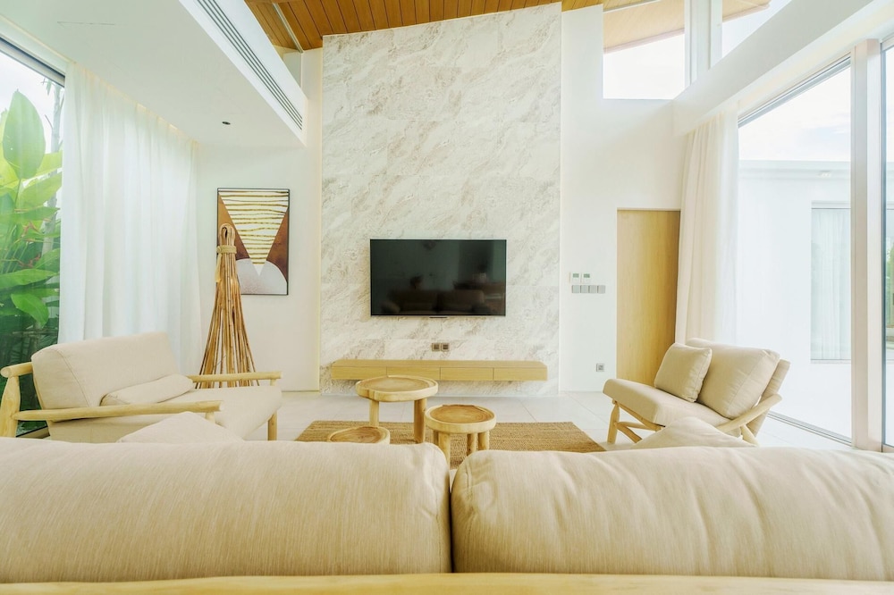 Asherah New 3BR Pool Villa + Free Airport Transfer