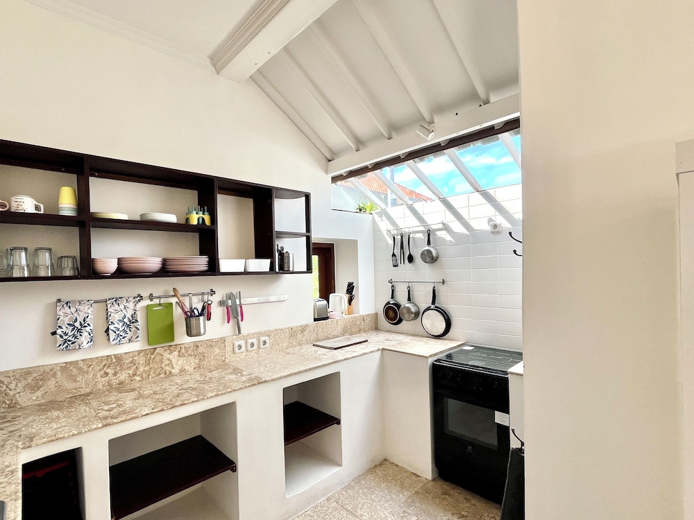 Charming Two Bedroom Villa Near Seminyak